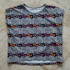 Hello Kitty gray top